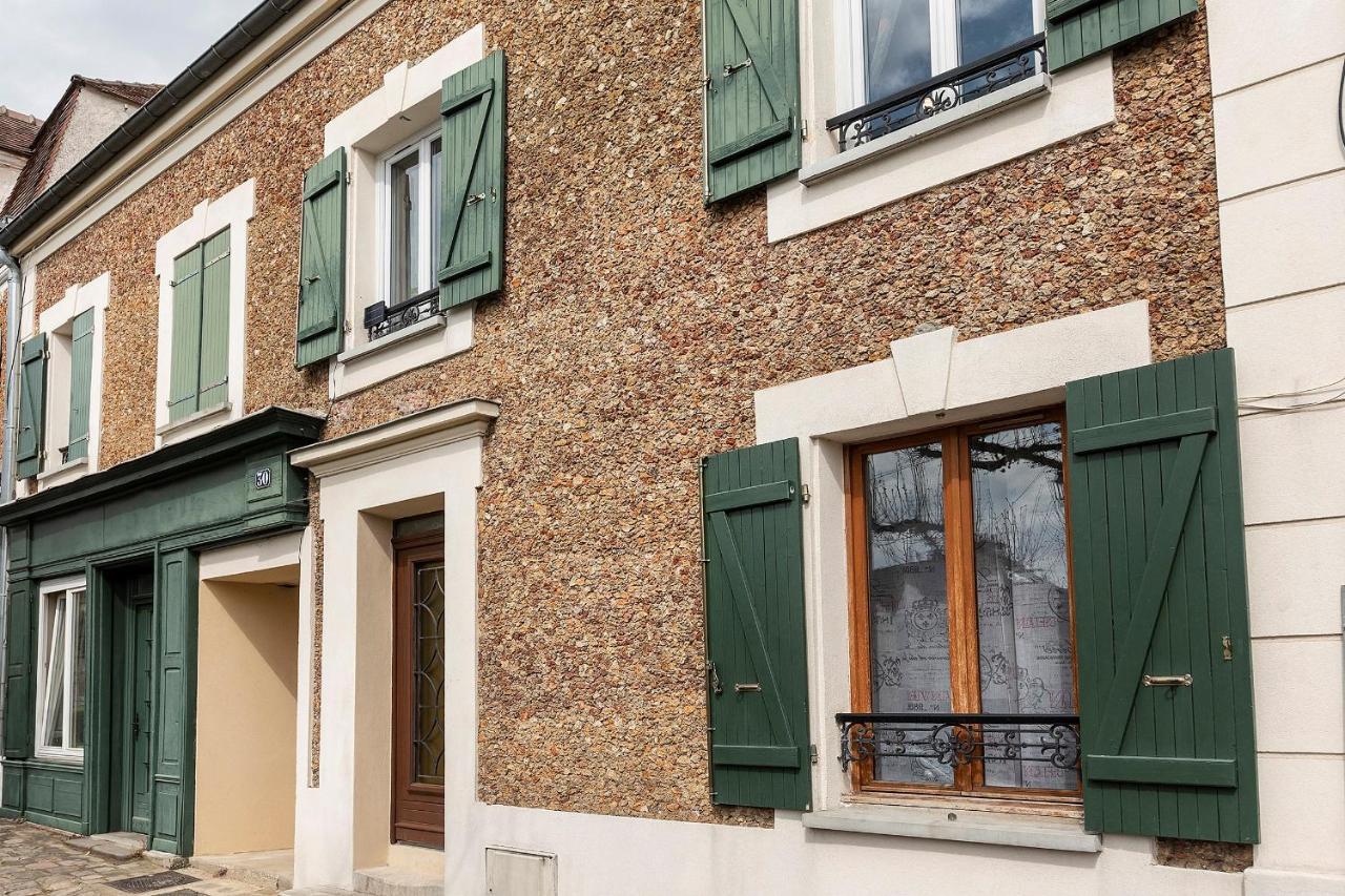 Les Logis De Marcoussis Apartment Exterior photo
